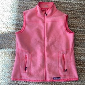 Vineyard Vines L pink fleece vest